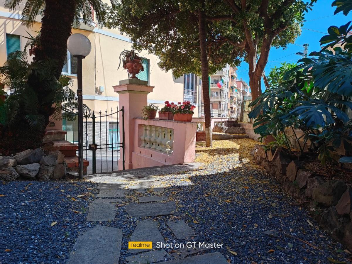 Villa Arcobaleno Rondo Garibaldi Sanremo Bagian luar foto