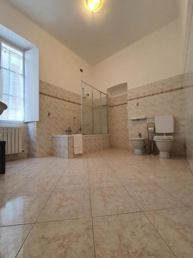 Villa Arcobaleno Rondo Garibaldi Sanremo Bagian luar foto