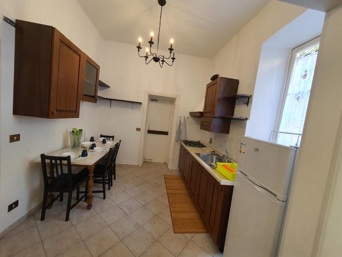 Villa Arcobaleno Rondo Garibaldi Sanremo Bagian luar foto