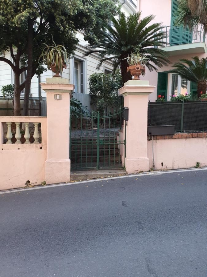 Villa Arcobaleno Rondo Garibaldi Sanremo Bagian luar foto