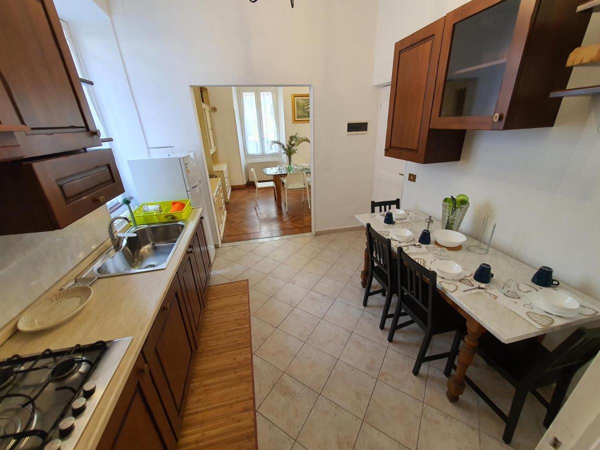 Villa Arcobaleno Rondo Garibaldi Sanremo Bagian luar foto