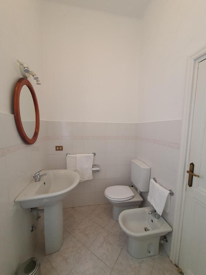 Villa Arcobaleno Rondo Garibaldi Sanremo Bagian luar foto
