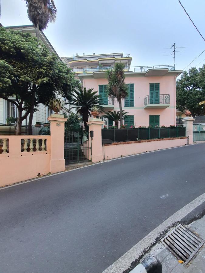 Villa Arcobaleno Rondo Garibaldi Sanremo Bagian luar foto